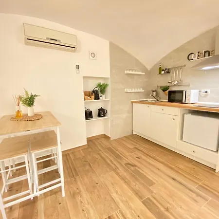 Pied A Terre - Centro - Chiaia 