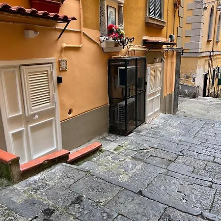 Pied A Terre - Centro - Chiaia 